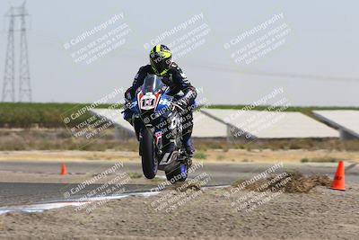 media/Sep-01-2025-Lets Ride (Mon) [[4370d11284]]/B Group/1220pm (Wheelie Bump)/